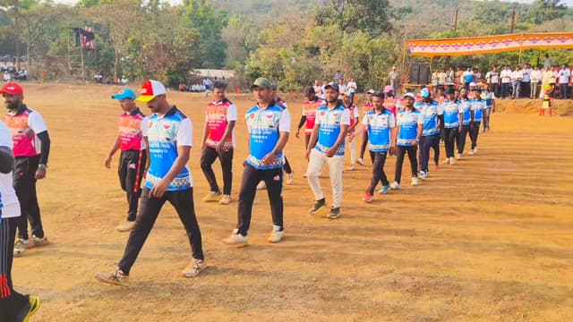 Team Parade - Match Day Arrival